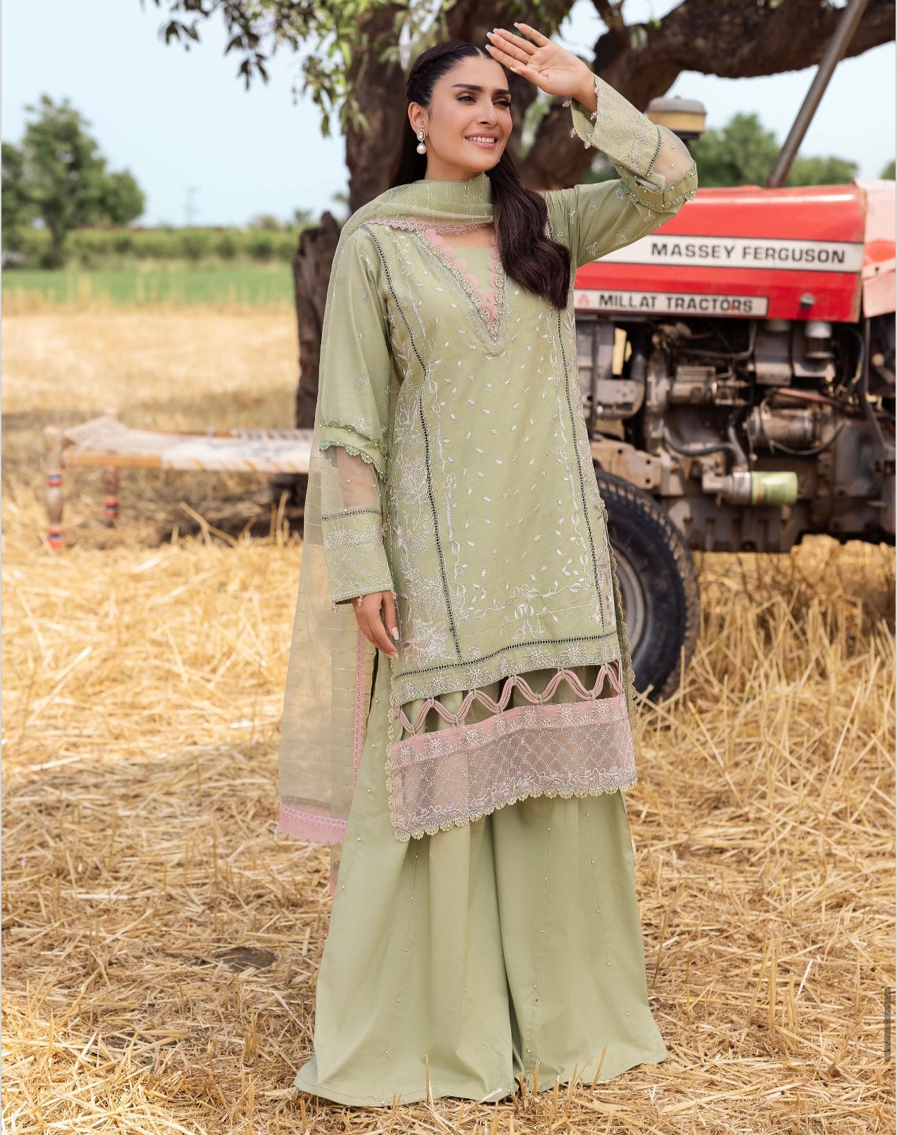 Simrans 3 piece luxury lawn_81042 Pakistani ladies suit B203