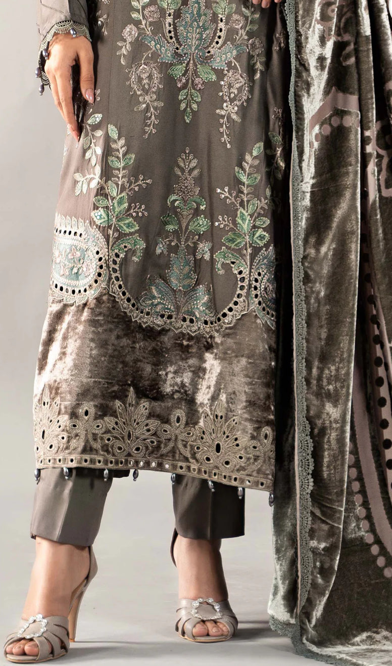 M B original 3 piece stitched_4060 Pakistani winter dress