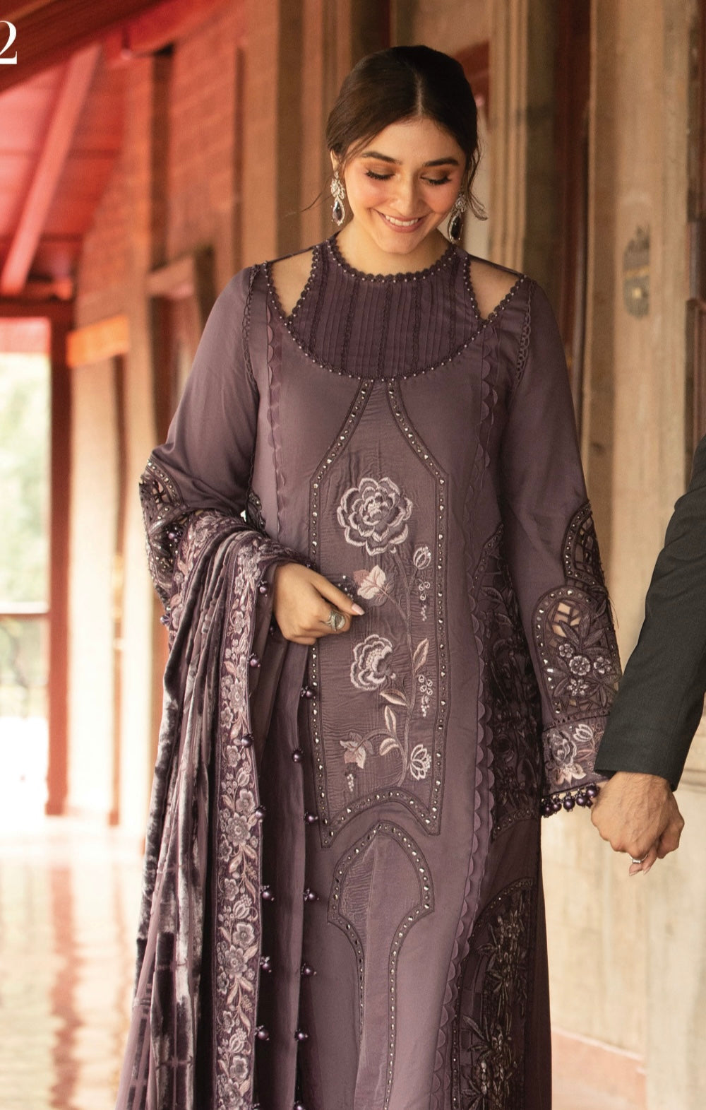 M B original 3 piece stitched_4052 Pakistani winter dress