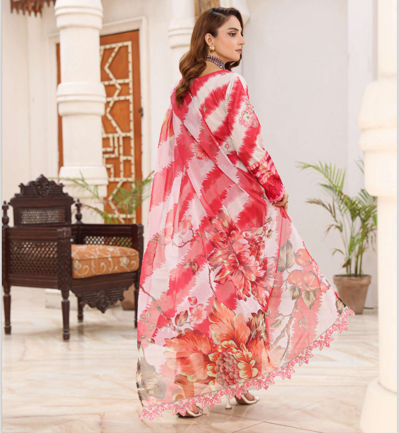 Charizma inspired 3 piece Lawn_100311 Pakistani ladies suit B211