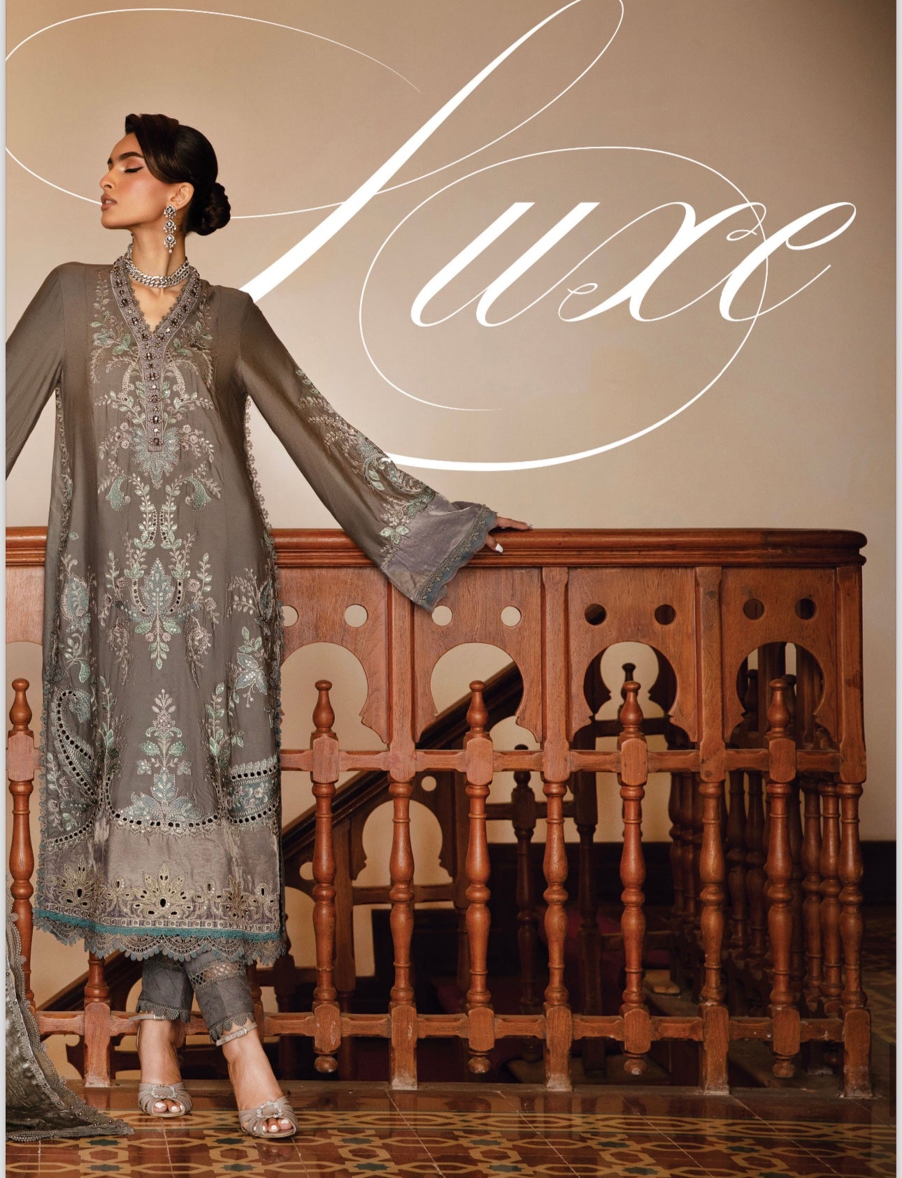 M B original 3 piece stitched_4060 Pakistani winter dress