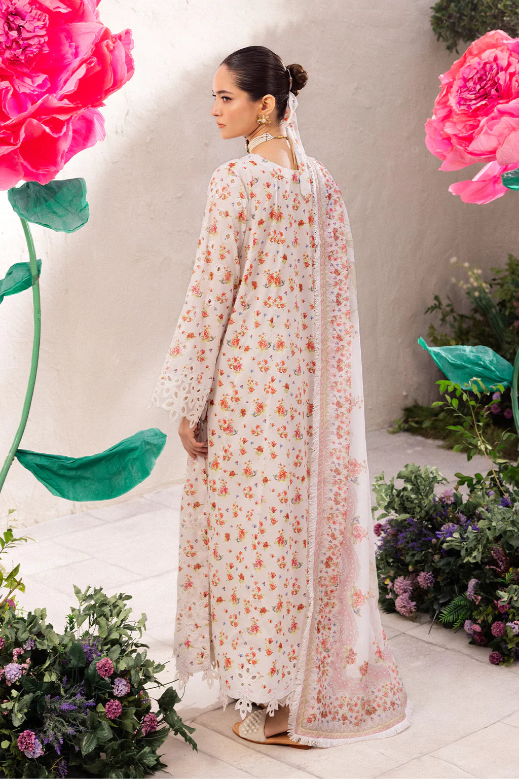 Iznik Designer_1572 Pakistani ladies suit IZ1