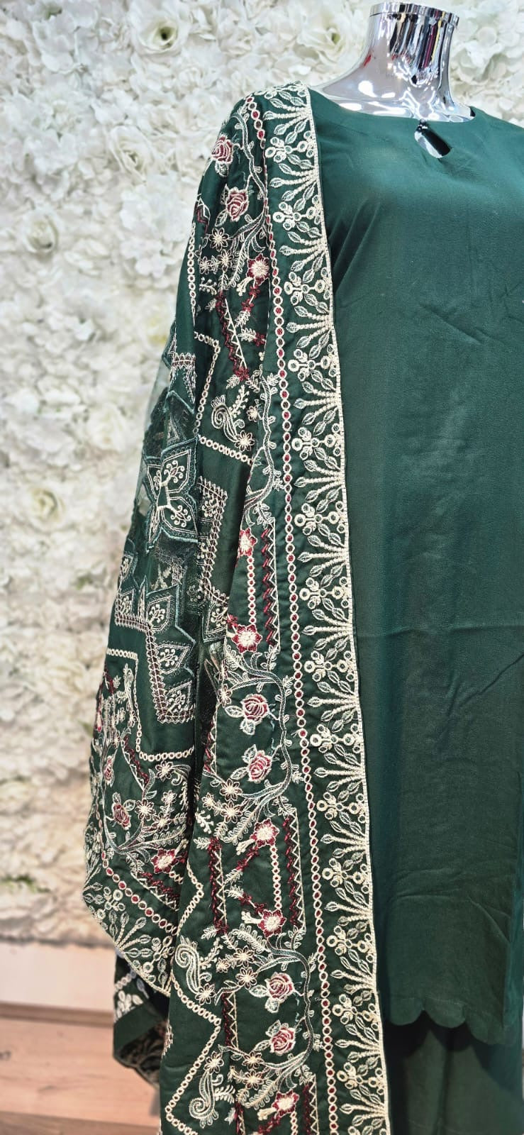 Brit 3 piece Dhanak_6062 ladies suit B33