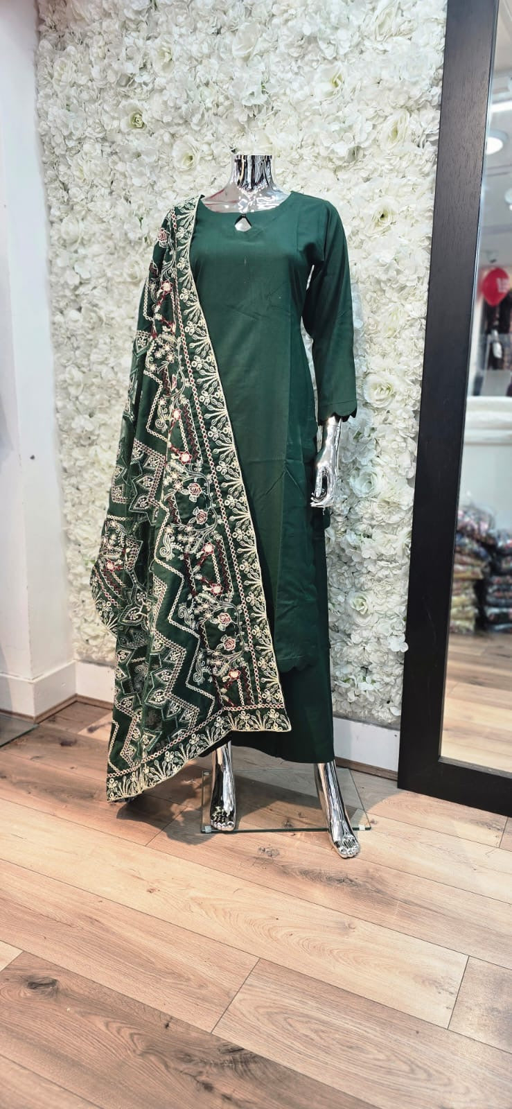 Brit 3 piece Dhanak_6062 ladies suit B33