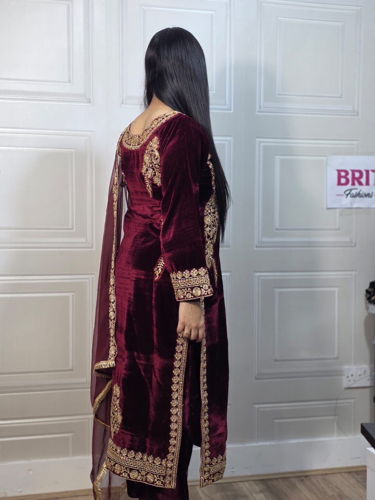 Brit 3 piece velvet_7026 ladies suit mehroon VB3