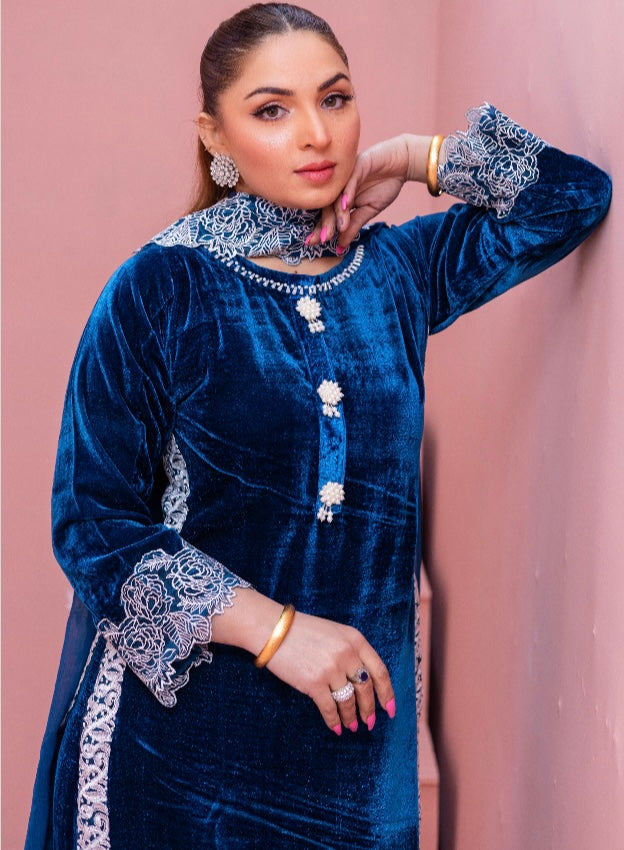 Brit 3 piece velvet_6002 Pakistani ladies suit Blue B1