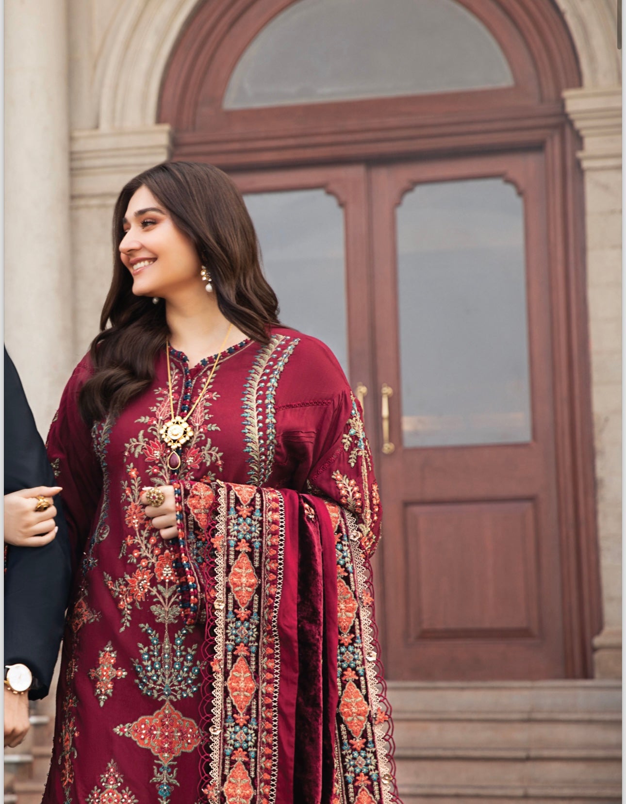 M B original 3 piece stitched_4039 Pakistani winter dress