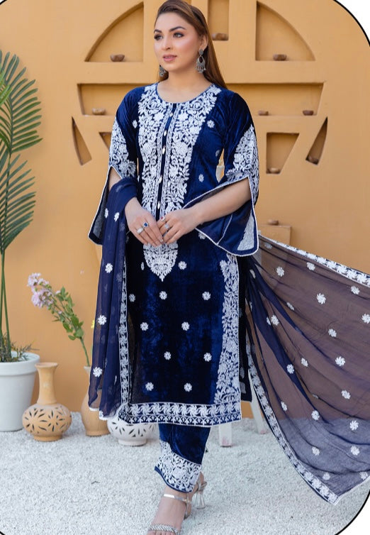 Brit 3 piece velvet_6085 ladies suit navy B39