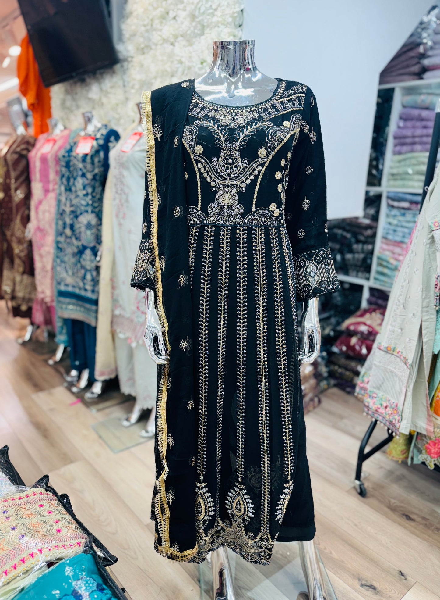 Brit 3 piece chiffon_8055 Pakistani suits Z1