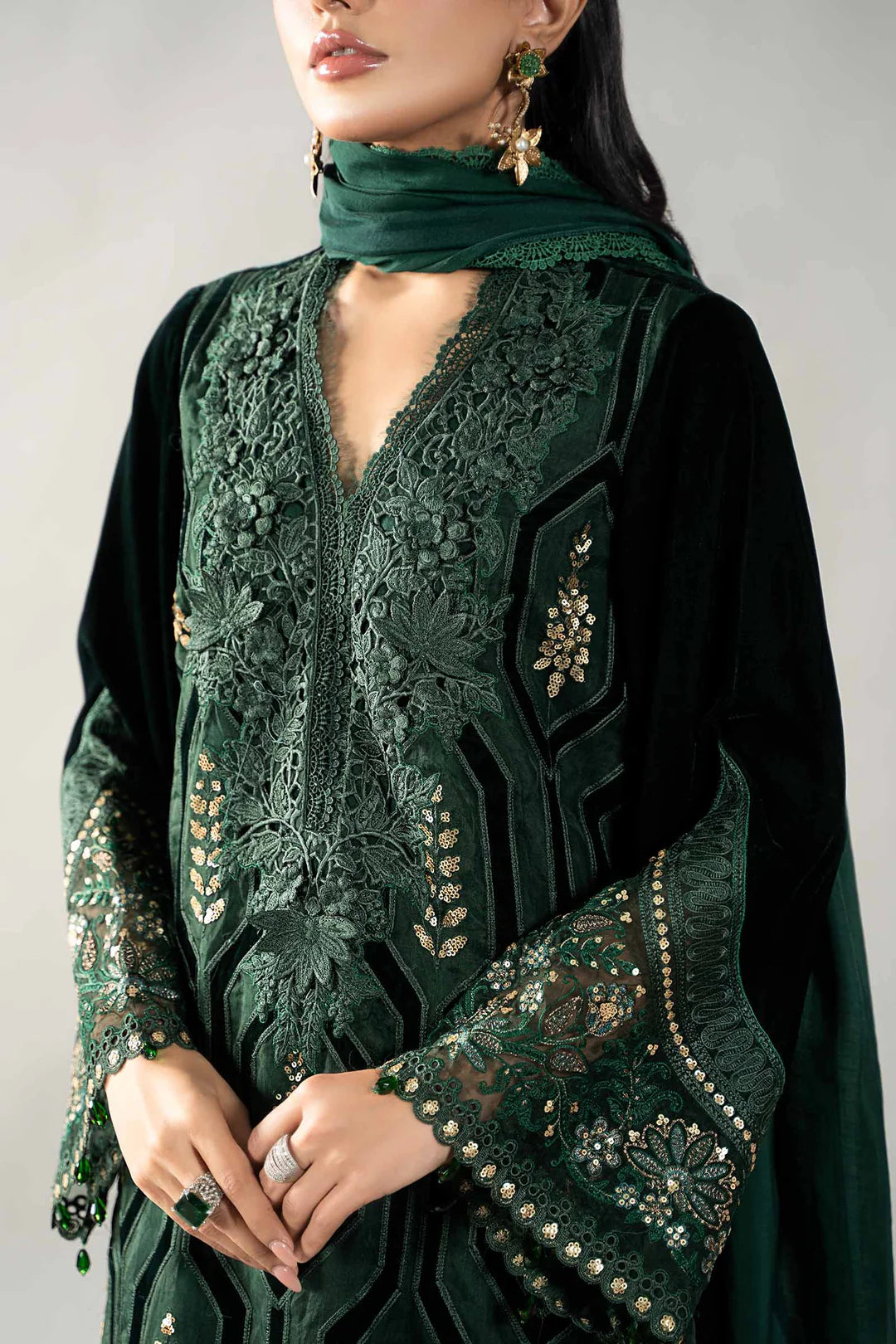 M B original 3 piece stitched_4059 Pakistani winter dress