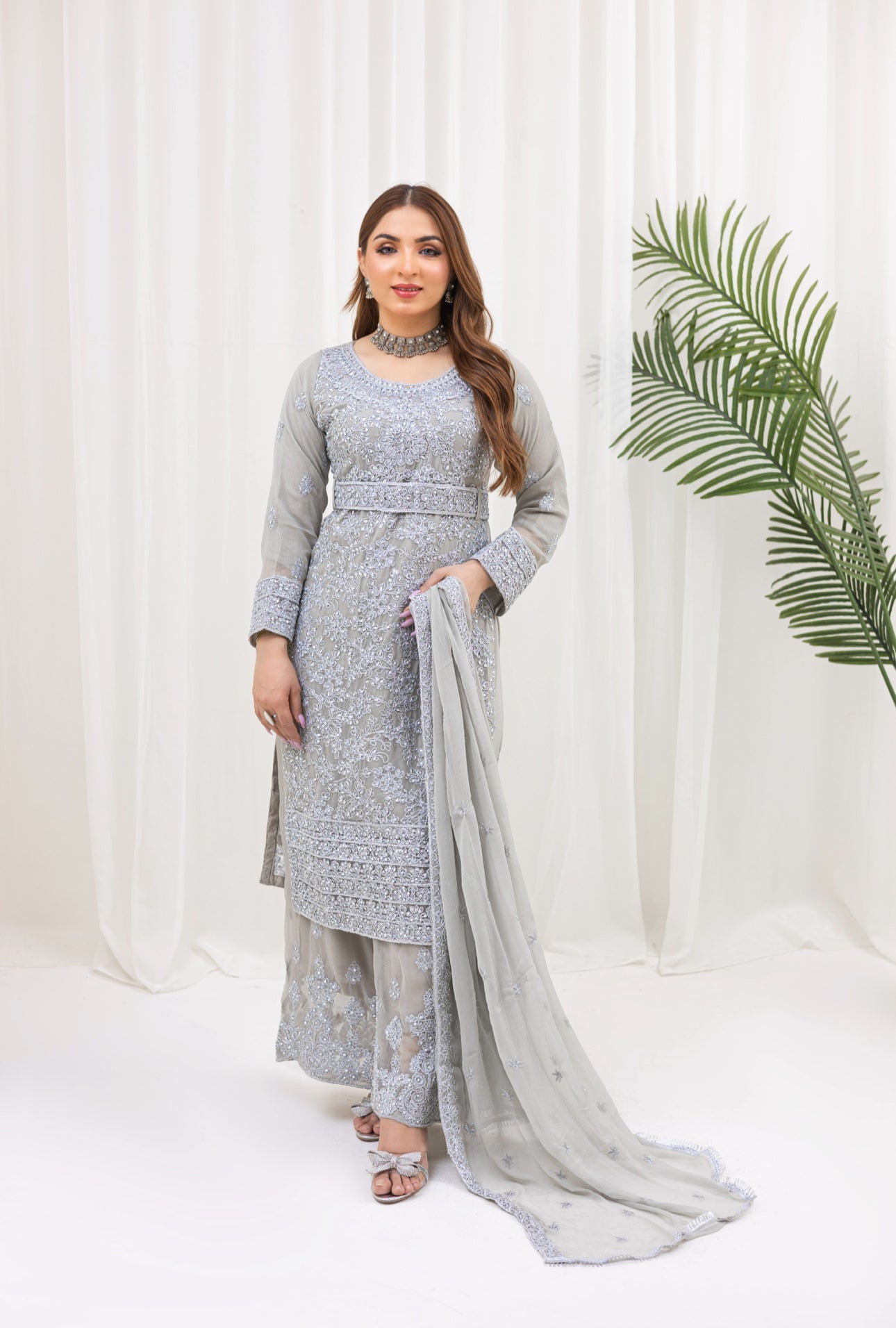 Brit 3 piece lux wedding wear_100220 Pakistani ladies suit B138