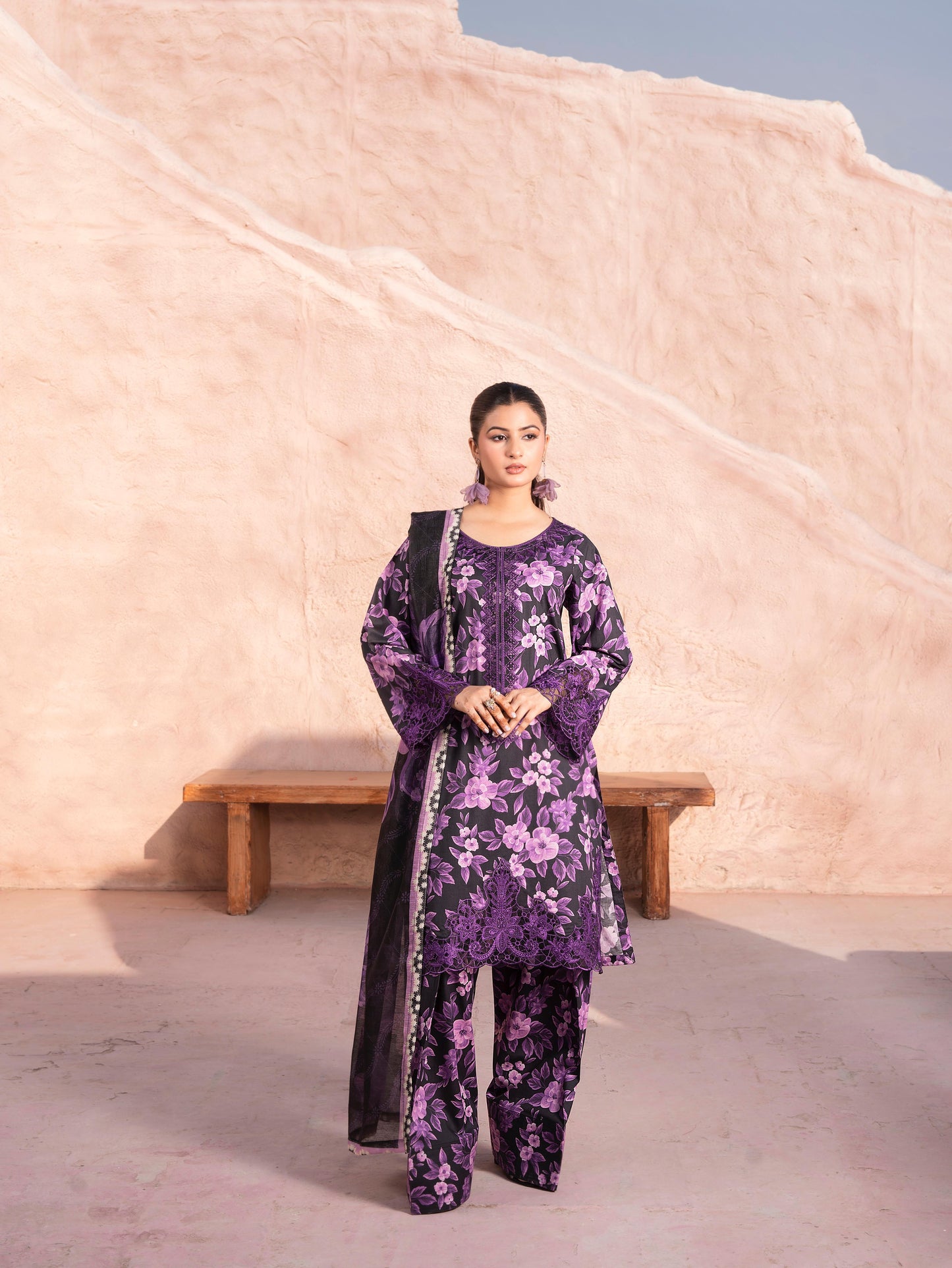 BRIT Raniya 3 piece lux lawn_100327 Pakistani ladies suit B167