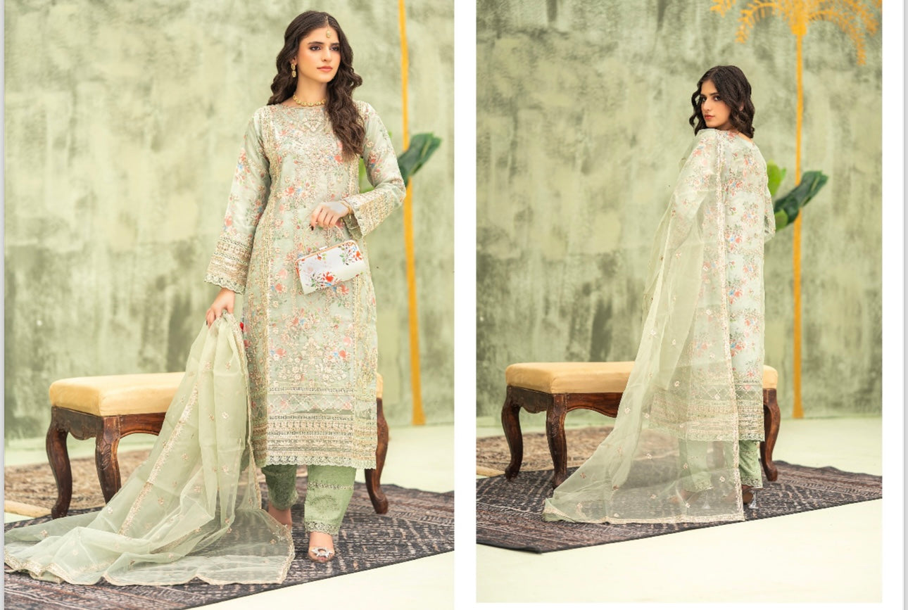 Brit 3 piece luxury organza_81042 Pakistani ladies suit B235