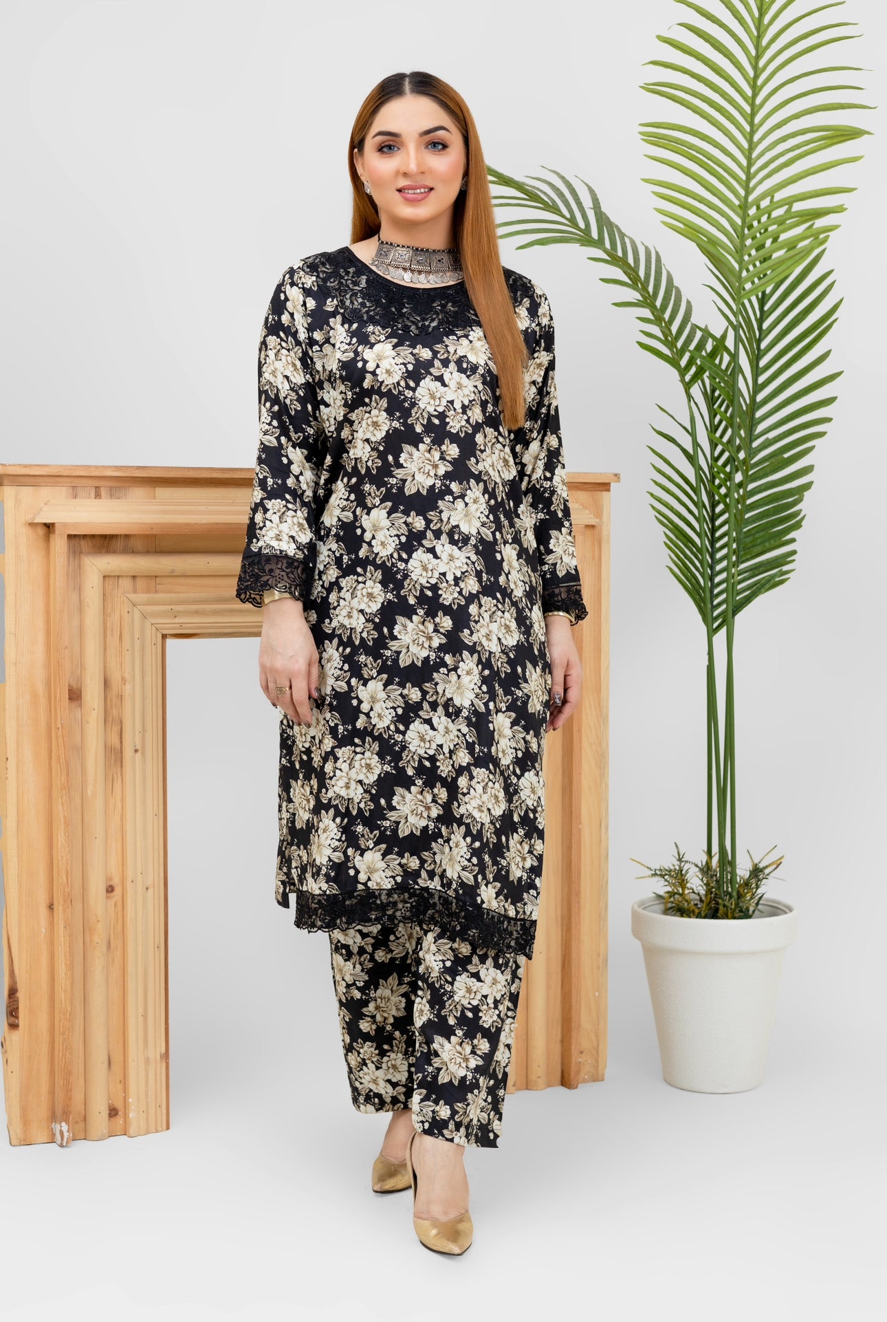 Brit 2 piece linen_2047 ladies suit BN1