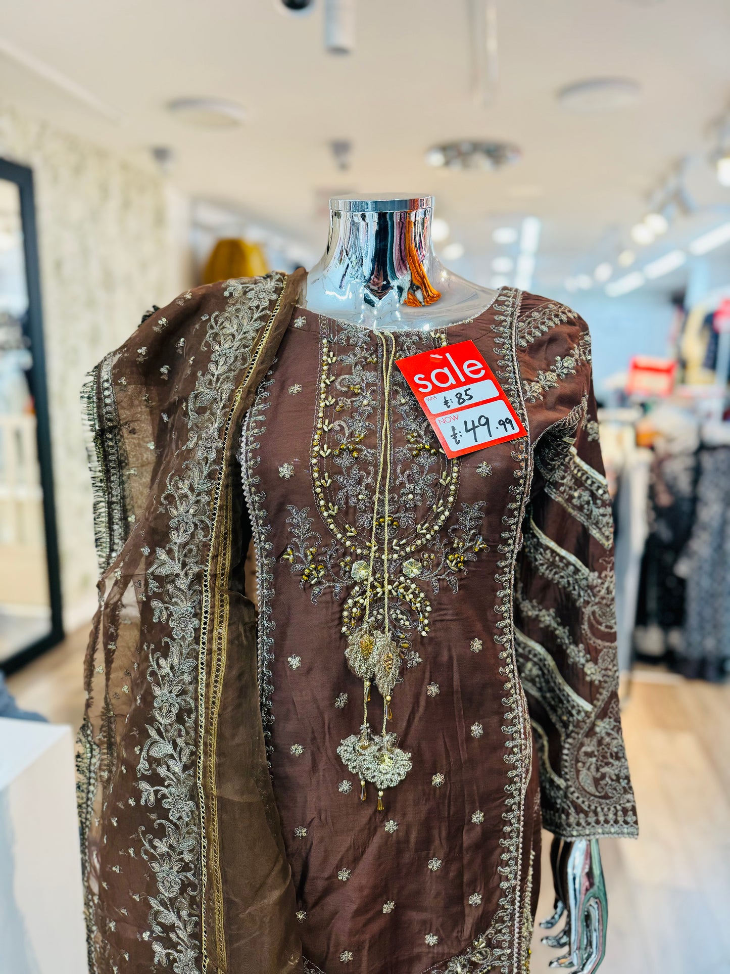 M b inspired 3 piece chiffon_8058 Pakistani suits B69