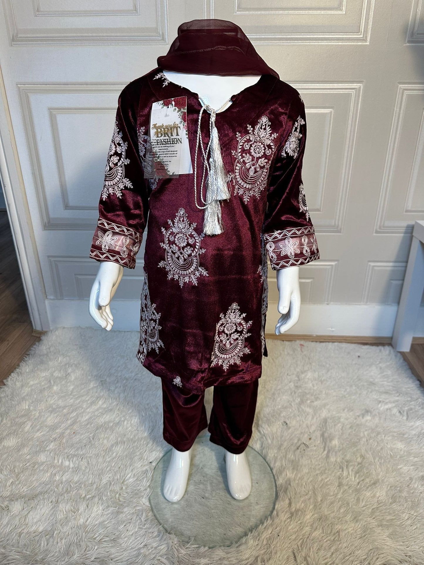 Brit 3 piece Valvet_2040 ladies and kids B27