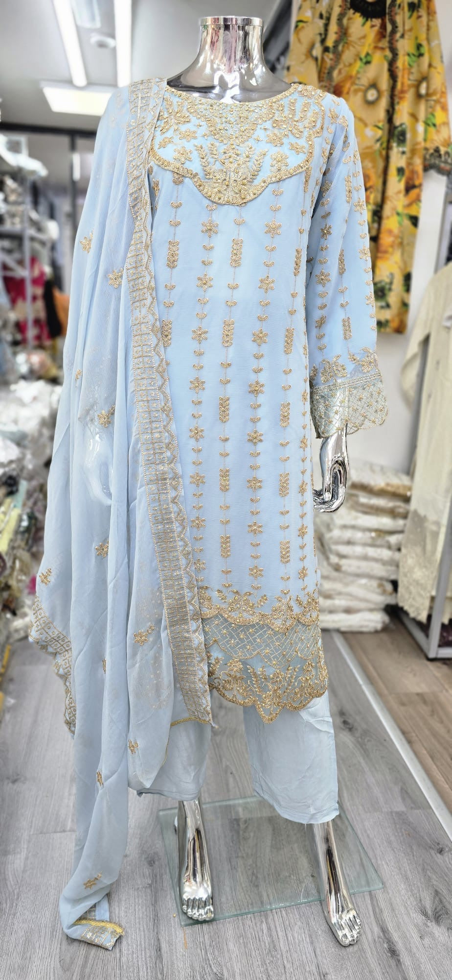 Brit 3 piece chiffon _81042 Pakistani ladies suit B229