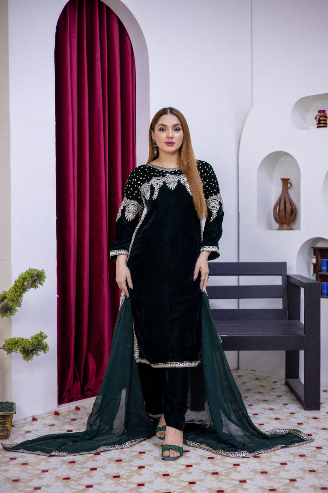 Brit 3 piece luxury Valvet_81042 Pakistani ladies suit Green B299