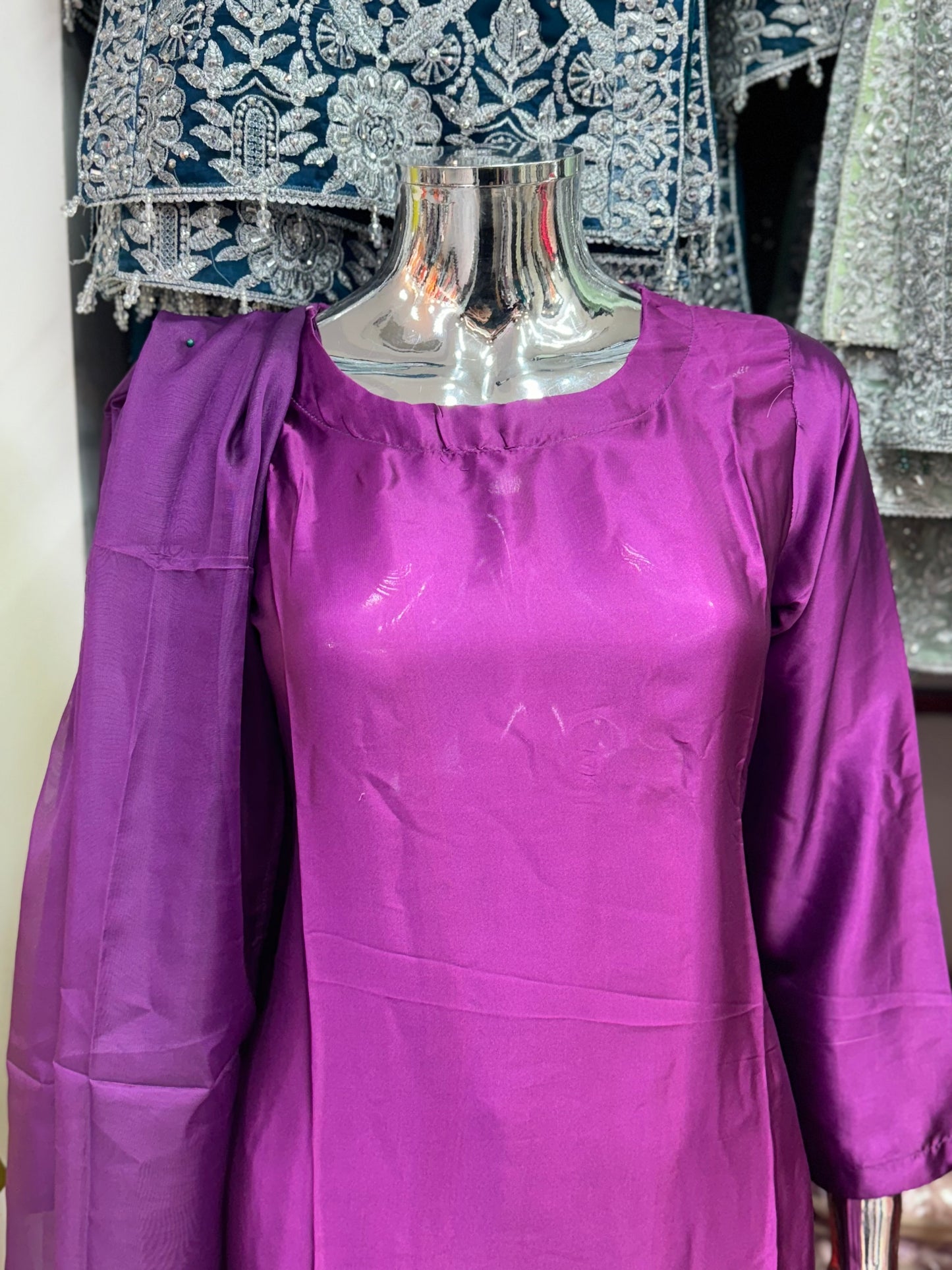 Brit 3 piece luxury Silk_81042 Pakistani ladies suit B197