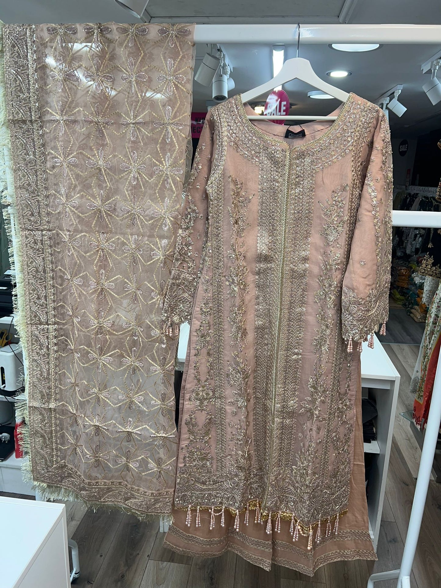 Nureh “3 piece luxury organza_81042 Pakistani ladies suit B194
