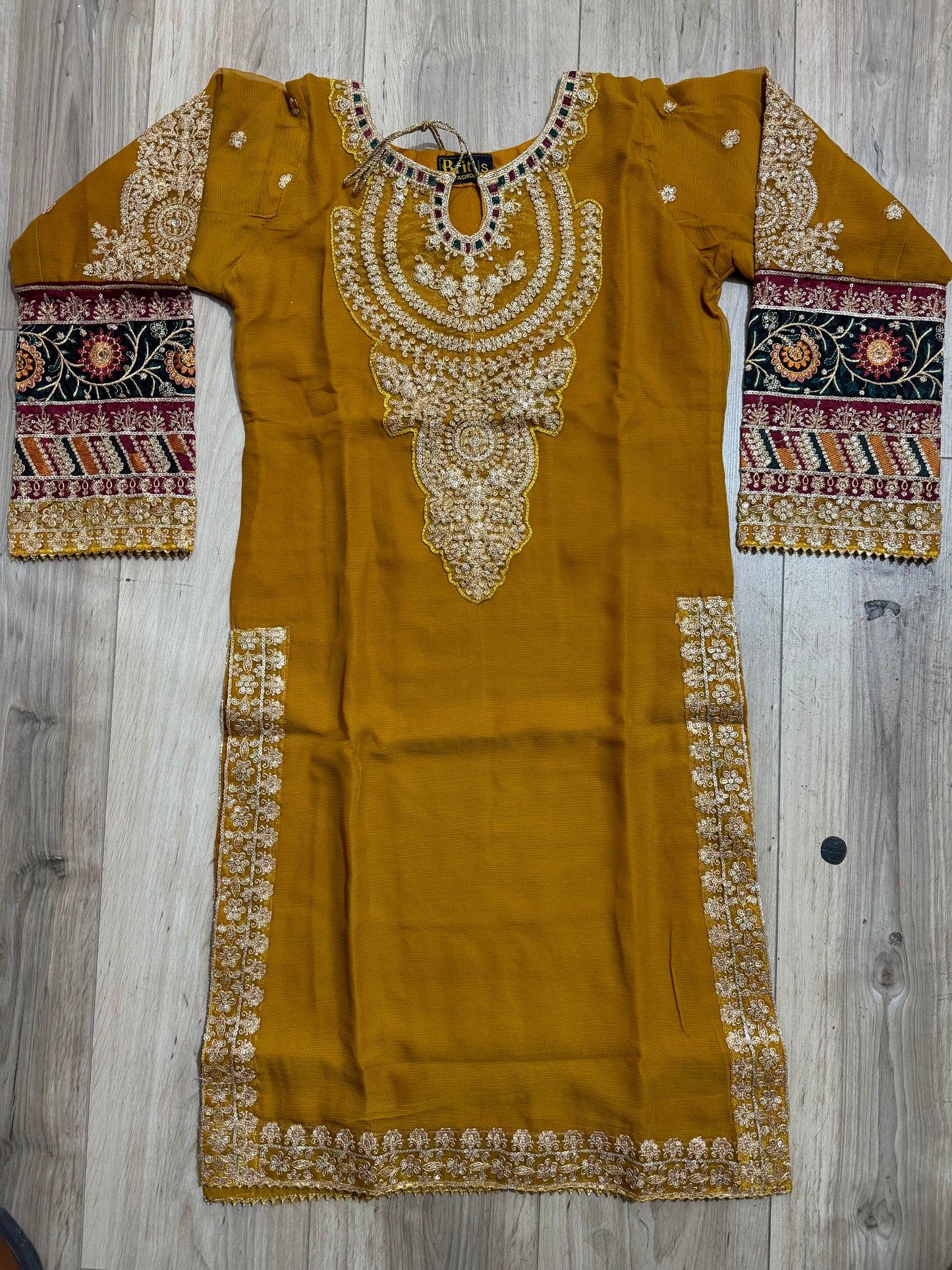 Brit 3 piece luxury chiffon_81042 Pakistani ladies suit Musturd B189