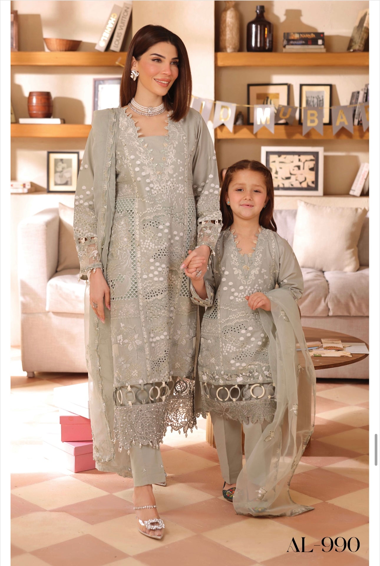 Simrans Lamhey Mother and Daughter 3 piece_10051 B107