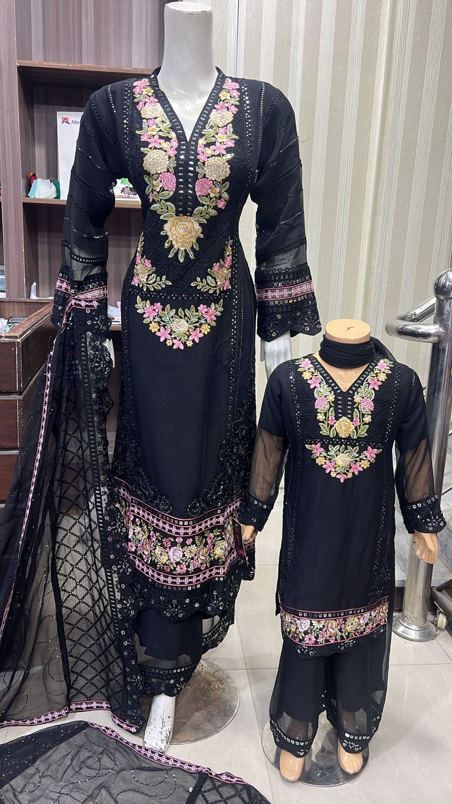 Brit Mother and Daughter 3 piece Chiffon_81047 B179