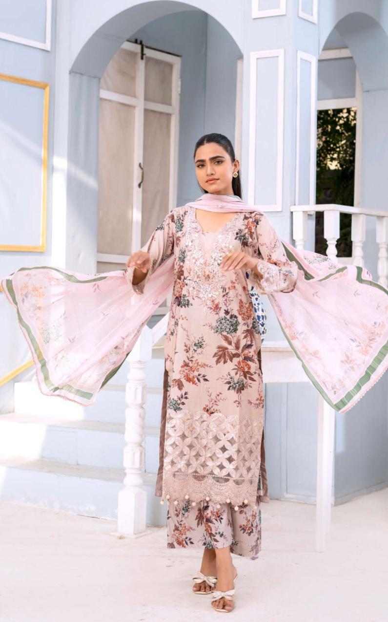 Mother and daughter Baroque printed lawn_81045 Pakistani ladies suit B186