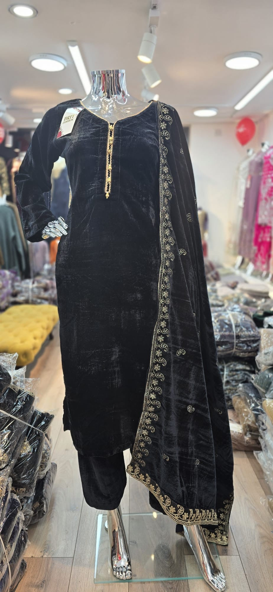 Brit 3 piece velvet_6024 Pakistani ladies suit black B19