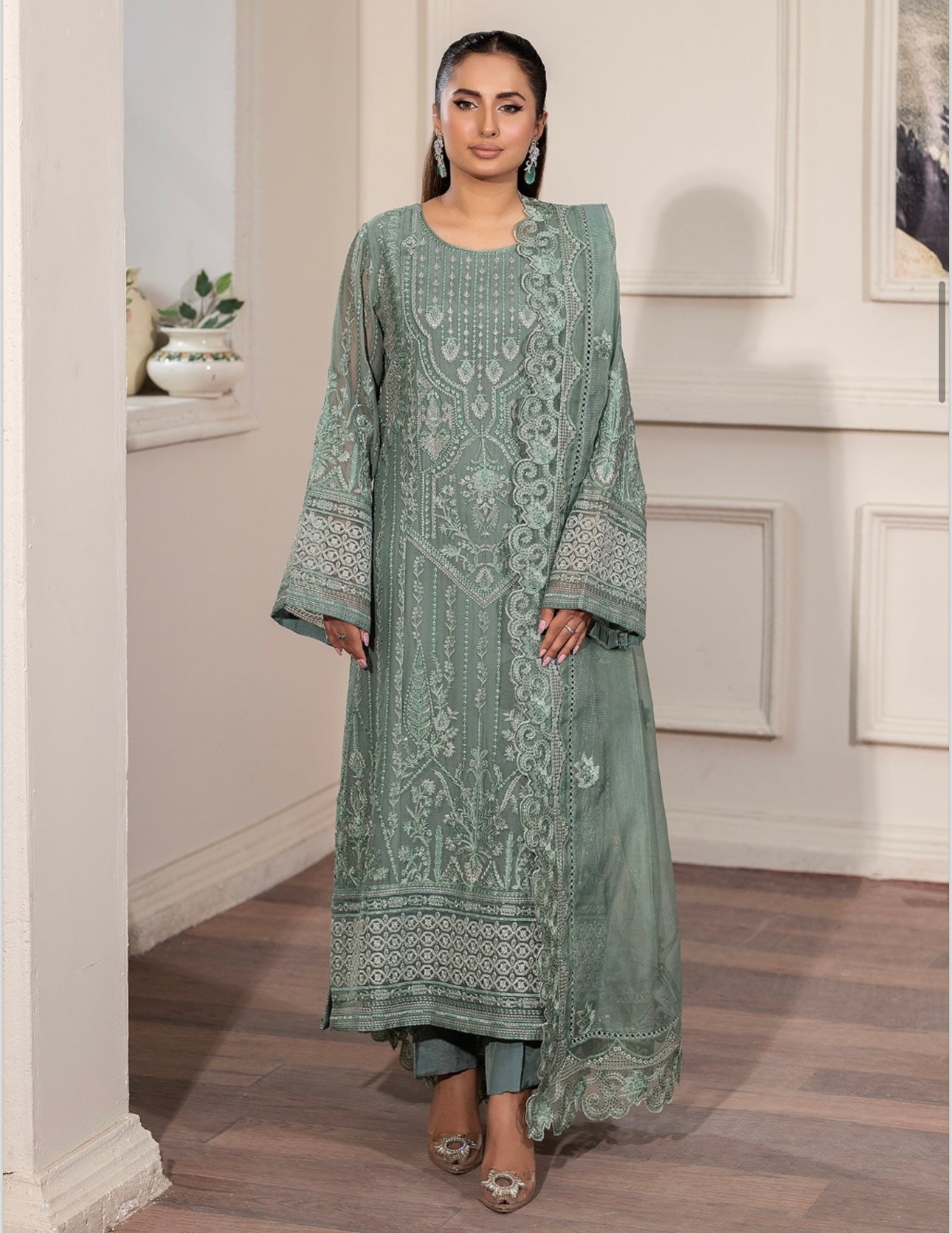 Brit 3 piece luxury chiffon maxi_81042 Pakistani ladies suit B192