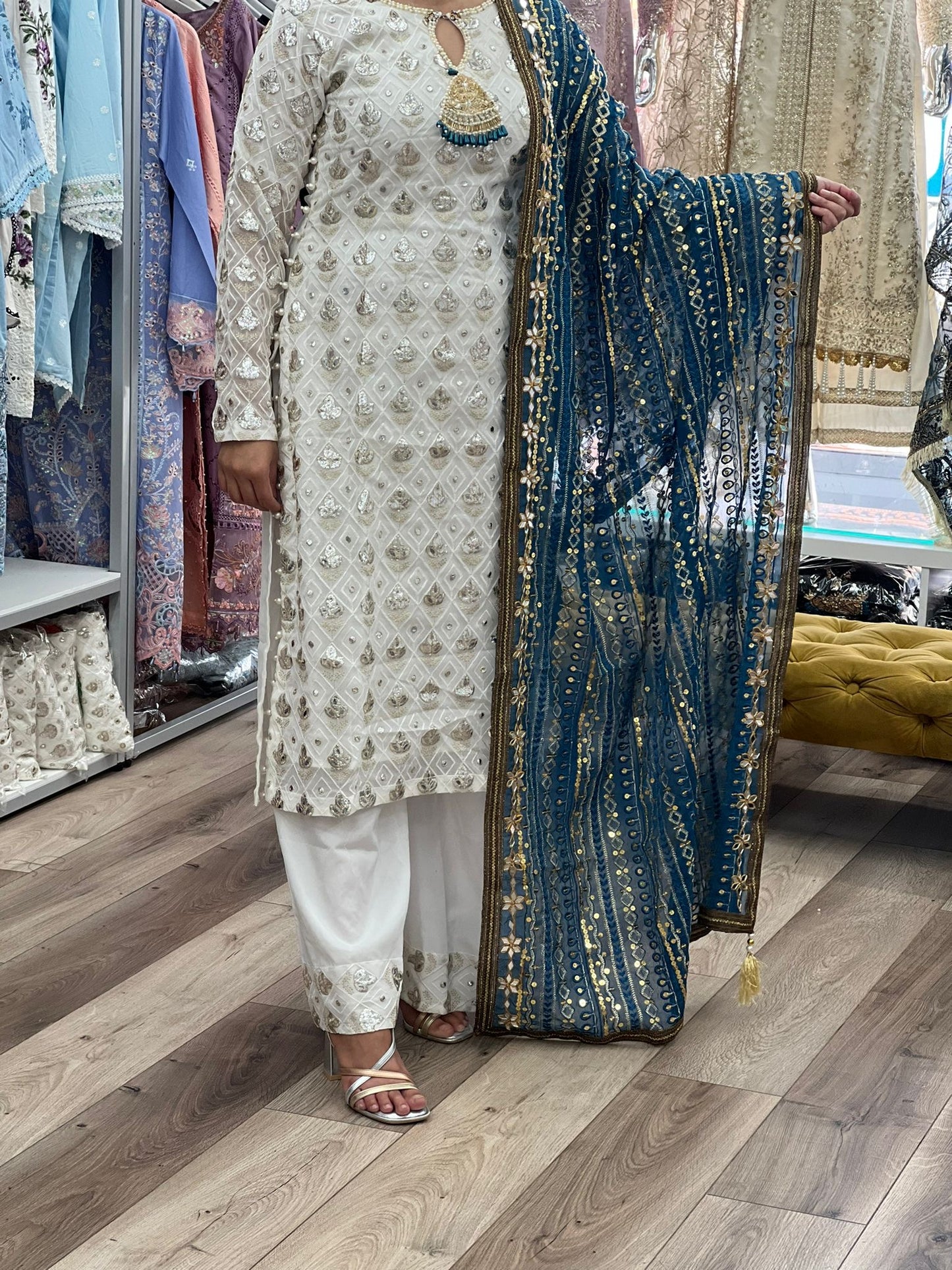 Brit 3 piece luxury chiffon _81042 Pakistani ladies suit Teal B226