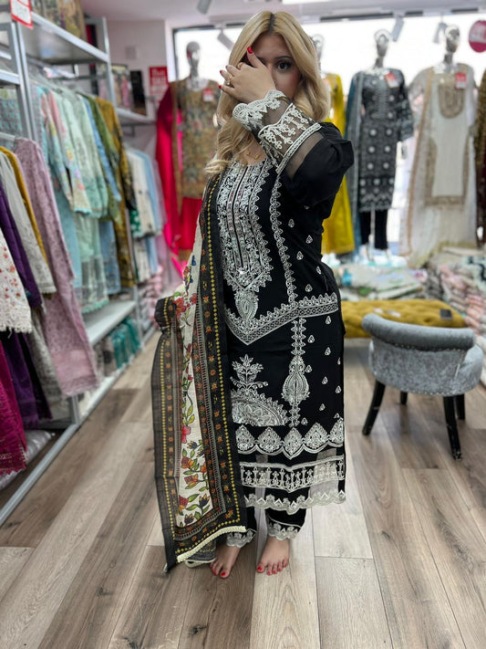 Brit 3 piece luxury Linen_81042 Pakistani ladies suit B250