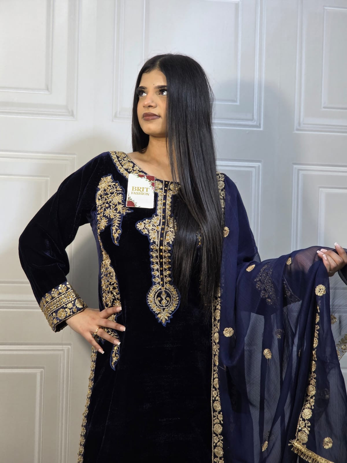 Brit 3 piece velvet_7024 ladies suit navy VB3