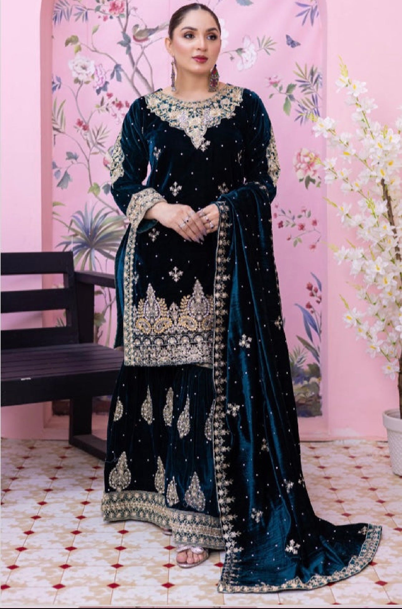 Brit 3 piece luxury Valvet_81042 Pakistani ladies suit B294