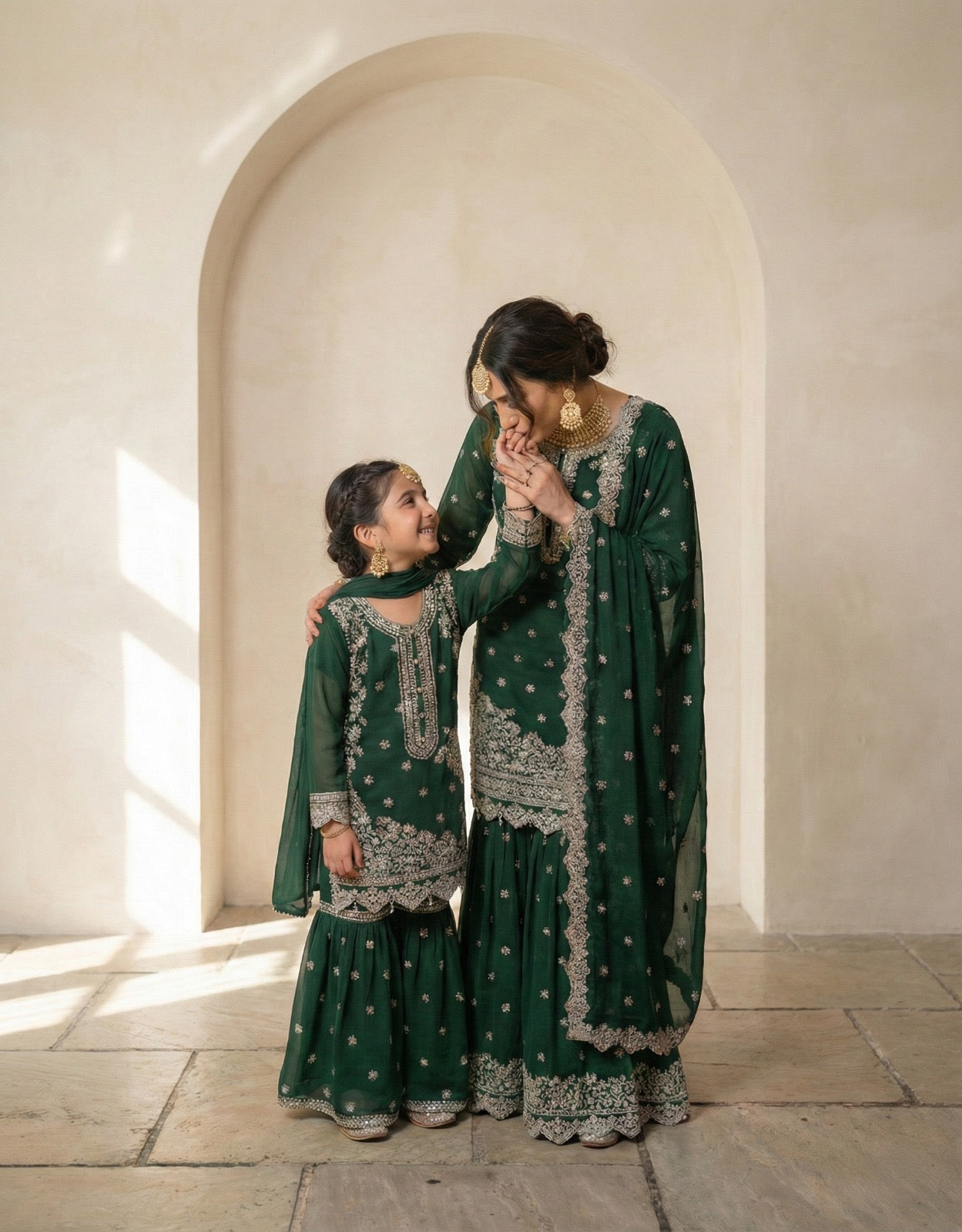 Mother and daughter 3 piece luxury chiffon _81042 Pakistani ladies suit B510