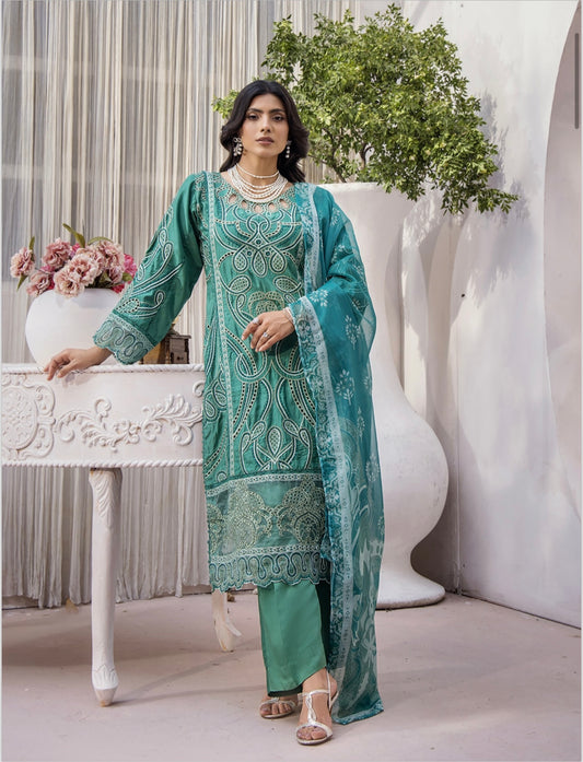 Brit 3 piece Visocose _100246 ladies suit B144