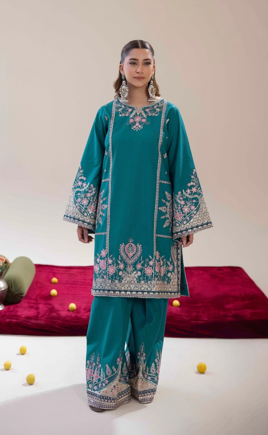 Ethnic 2 piece luxury lawn collection ladies dress B639