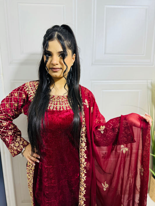 Brit 3 piece velvet_7006 Pakistani ladies suit mehroon B43