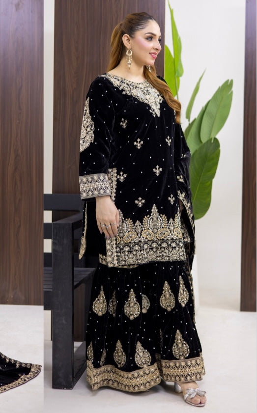 Brit 3 piece luxury Valvet_81042 Pakistani ladies suit black B294