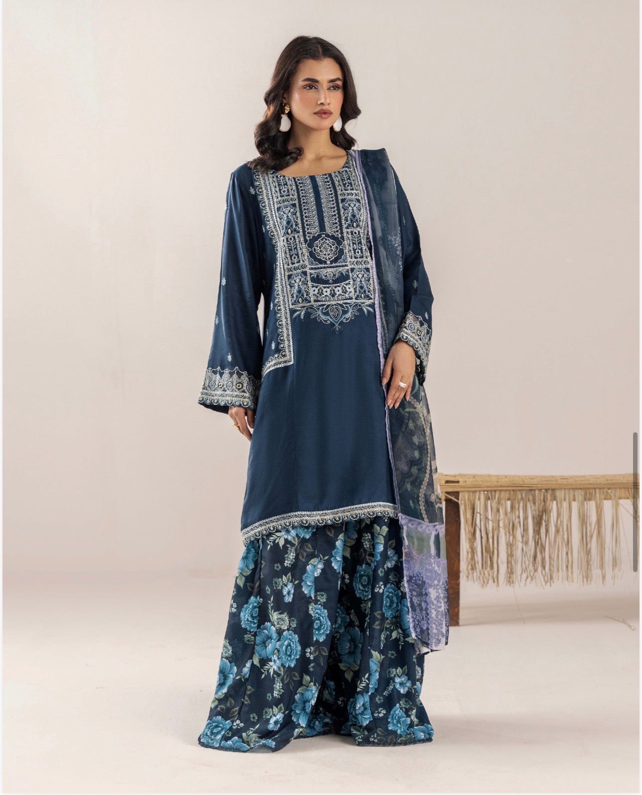 TT 3 piece luxury linen EID COLLECTION _81042 Pakistani ladies suit B518