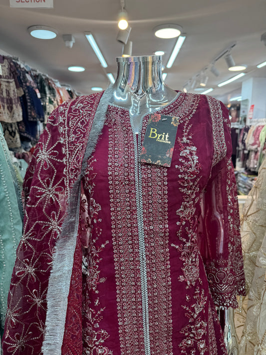 Nureh “3 piece luxury organza_81042 Pakistani ladies suit B194