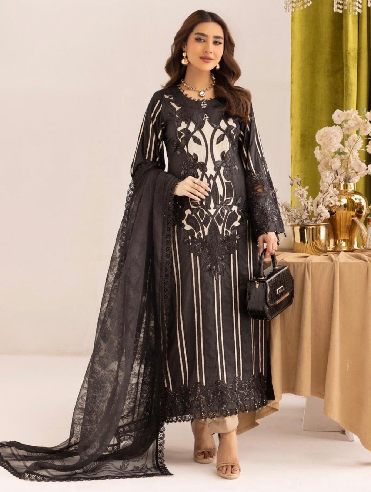 Brit 3 piece cotton lawn_81042 Pakistani ladies suit B560