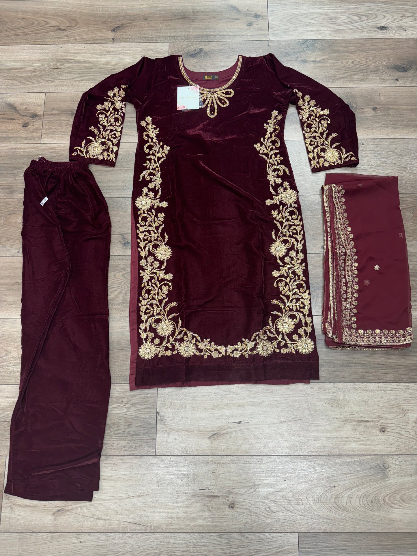 Brit 3 piece luxury Designer Valvet winter Pakistani ladies suit B320