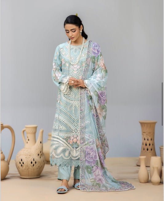 Brit 3 piece luxury lawn_81042 Pakistani ladies suit B196