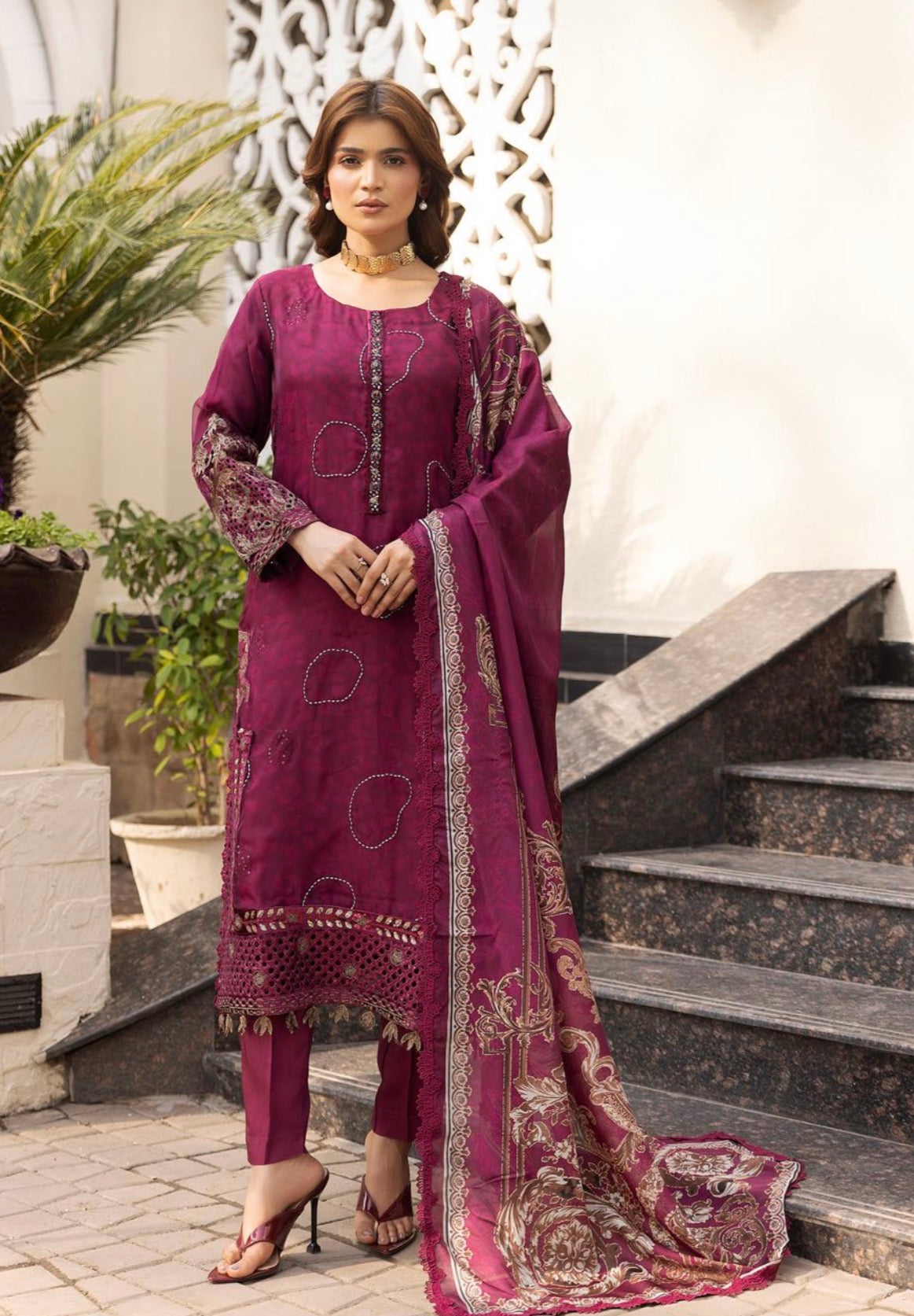 MARIA B INSPIRED 3 piece embroidered Pakistani ladies suit B526