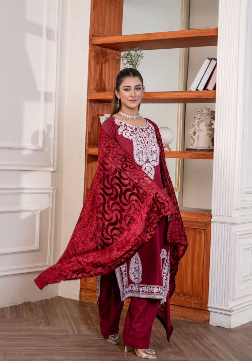 Brit 3 piece Dhanak with plachi shawl_81042 Pakistani ladies suit B298