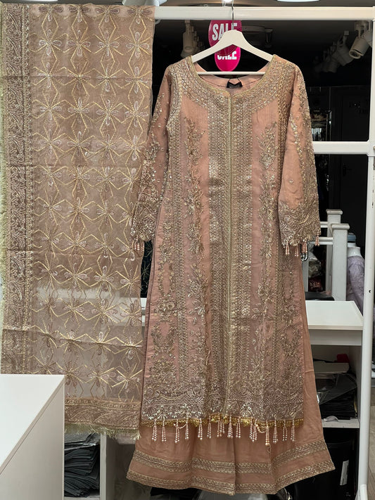 Nureh “3 piece luxury organza_81042 Pakistani ladies suit B194