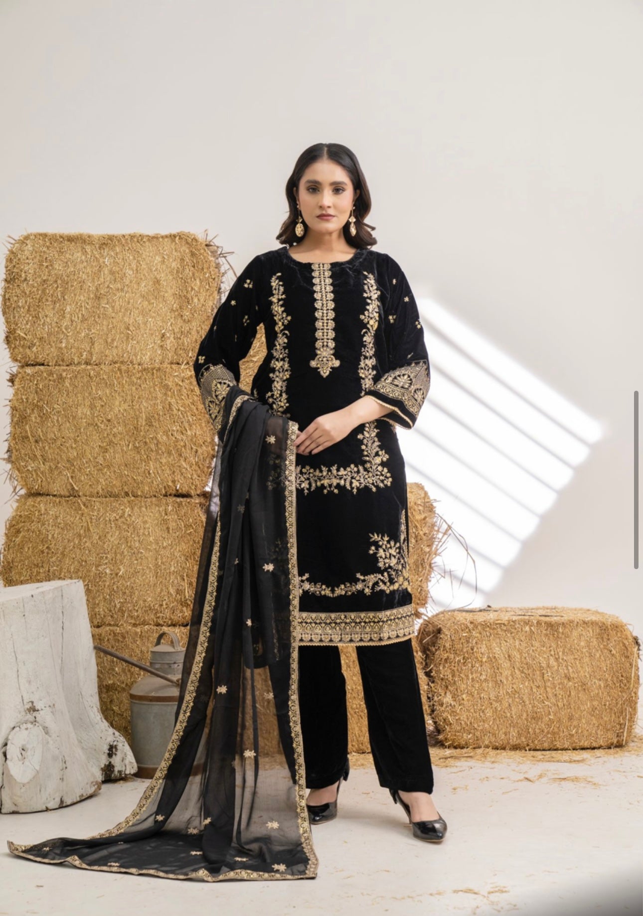 Brit 3 piece luxury Designer Valvet winter Pakistani ladies suit B320