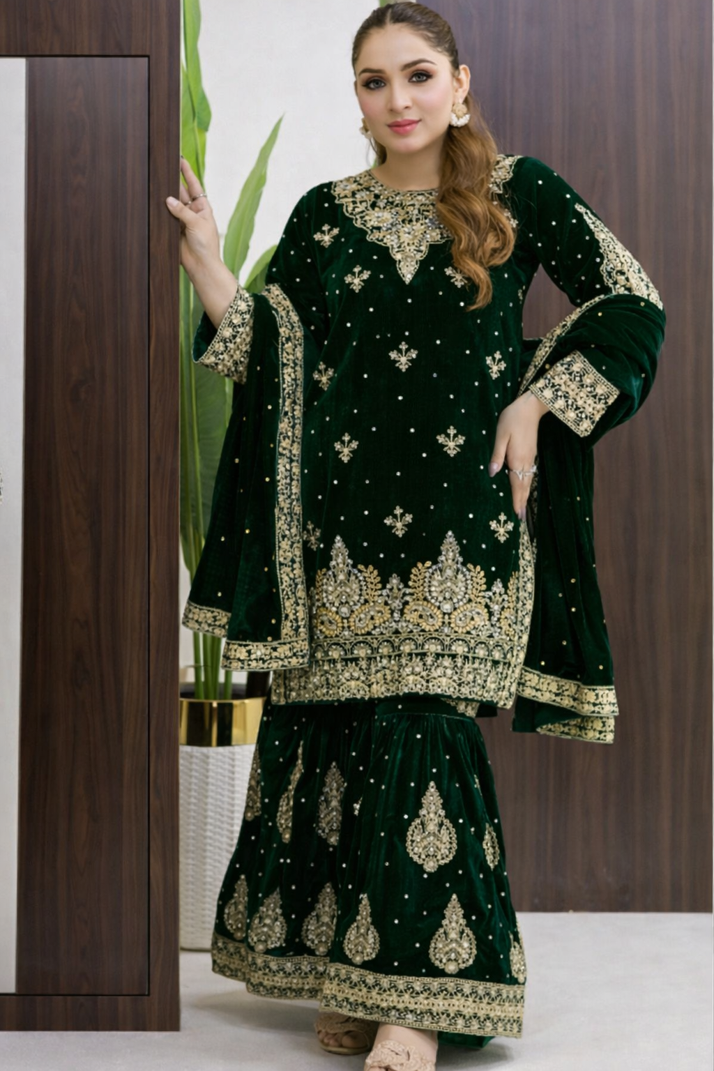 Brit 3 piece luxury Valvet_81042 Pakistani ladies suit B294