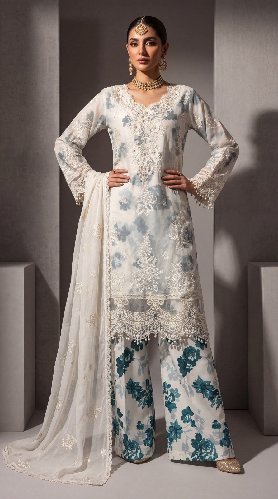 Brit 3 piece ladies floral embroidered chiffon collection B573